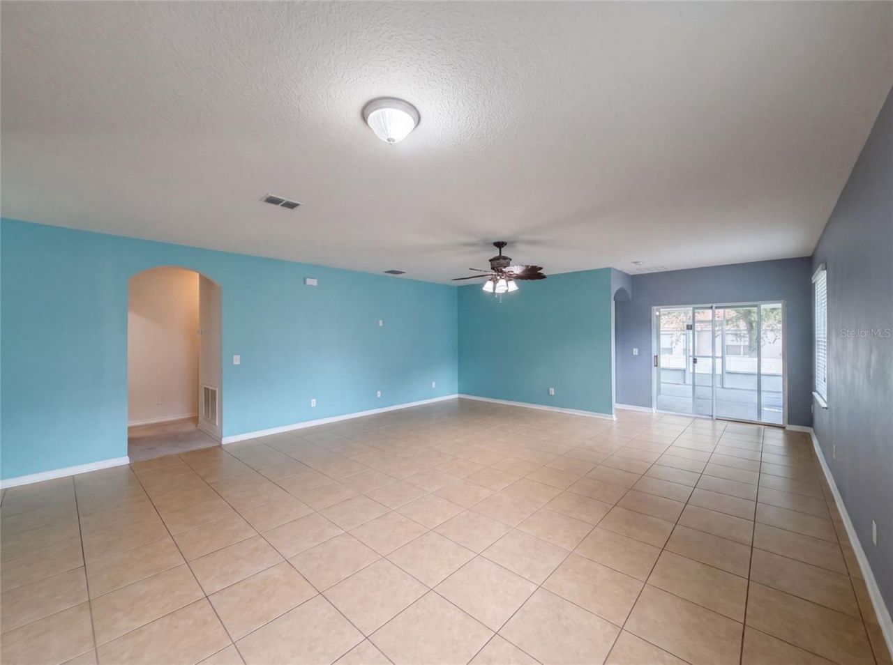 12902 Scout Court , Grand Island, FL 32735 Photo