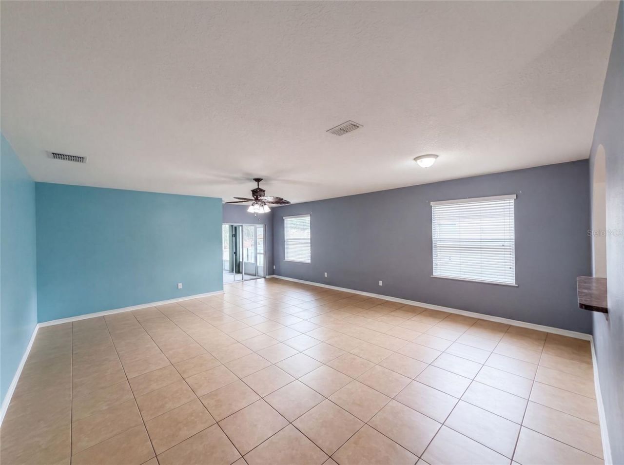 12902 Scout Court , Grand Island, FL 32735 Photo