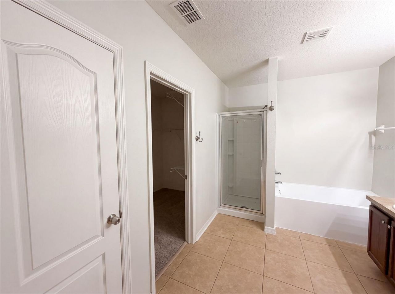 12902 Scout Court , Grand Island, FL 32735 Photo