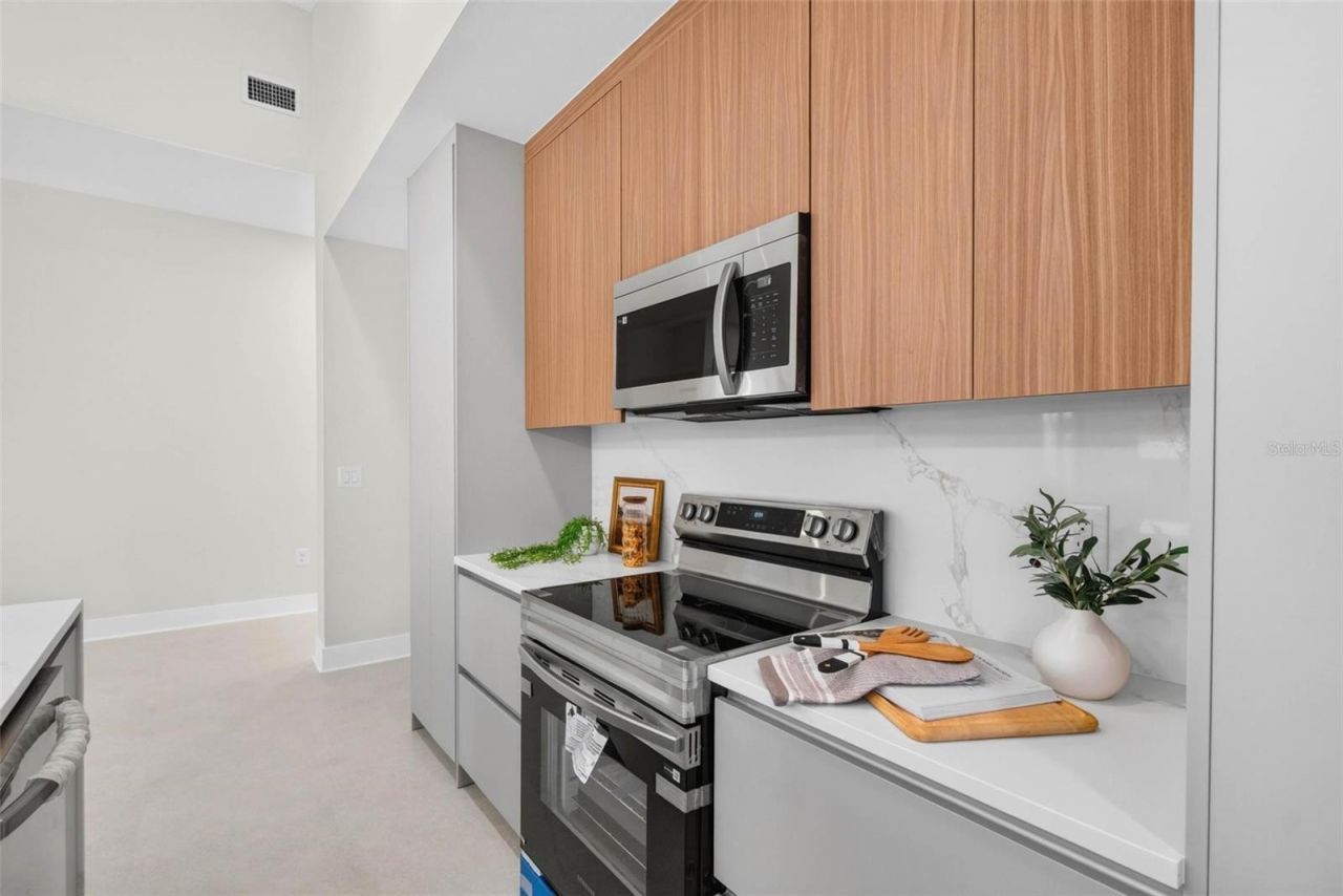 2227 32nd Avenue N, Saint Petersburg, FL 33713 Photo