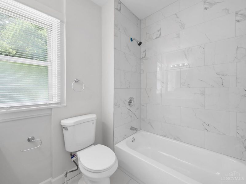 813 Greenwich Avenue, Cincinnati, OH 45238 Photo 19