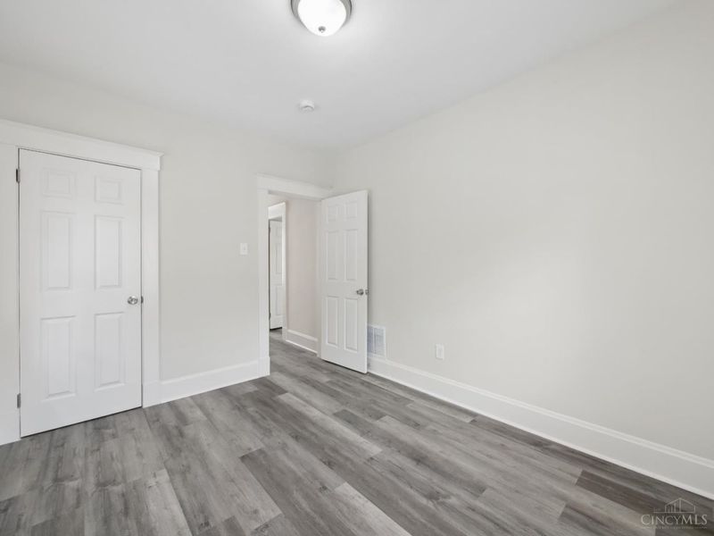 813 Greenwich Avenue, Cincinnati, OH 45238 Photo 21