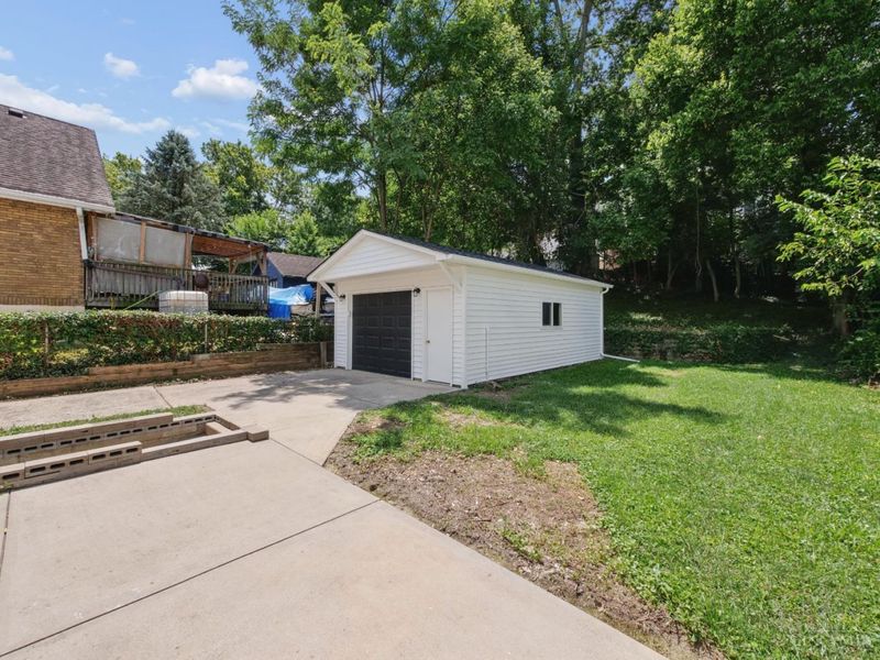 813 Greenwich Avenue, Cincinnati, OH 45238 Photo 24