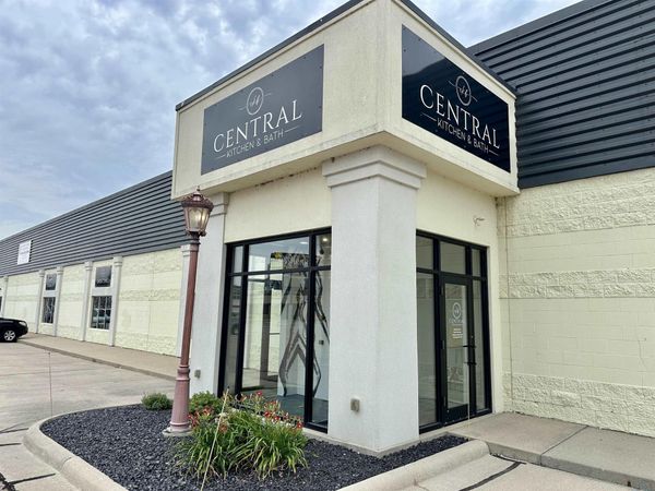840-844 Gordon Dr, Sioux City, IA 51101