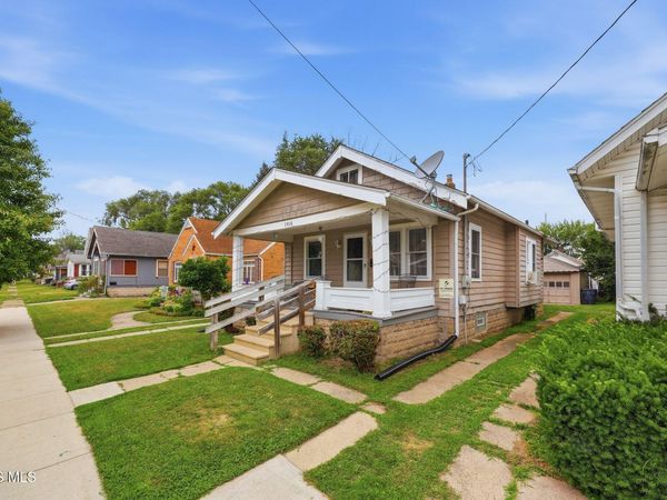 1916 Berkshire Place , Toledo, OH 43613