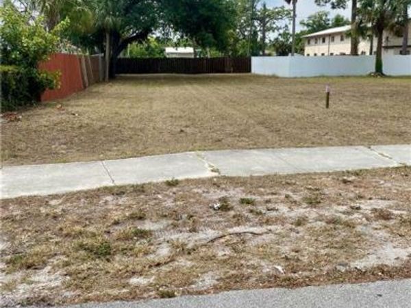 2318 Katherine ST , FORT MYERS, FL 33901