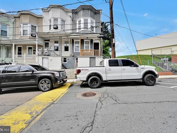 733 N 2ND STREET, POTTSVILLE, PA 17901