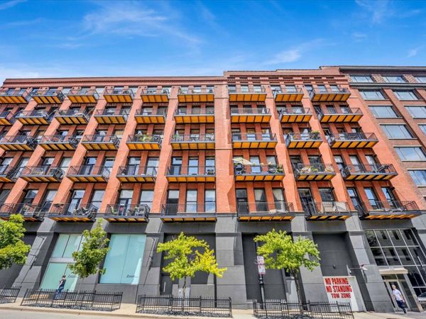 616 W Fulton Street , Unit 212, Chicago, IL 60661