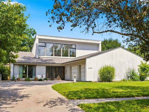 4248 Cottage Grove Parkway SE, Cedar Rapids, IA 52403