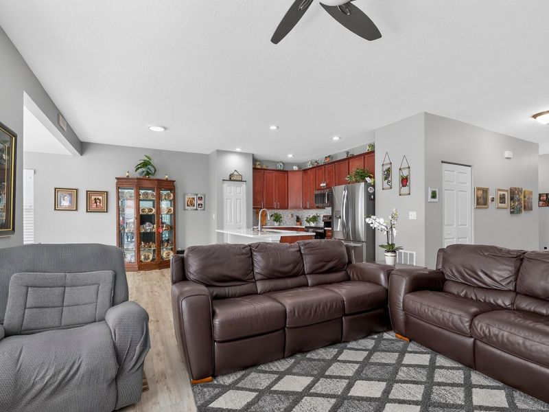 947 Willow Creek Drive, Alexandria, KY 41001 Photo 8