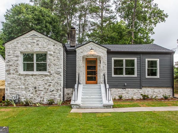 1699 Olympian Way, Atlanta, GA 30310