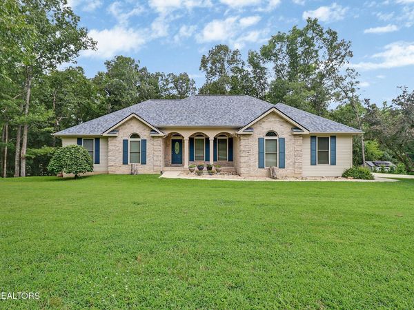 564 Cumberland View Drive, Crossville, TN 38571