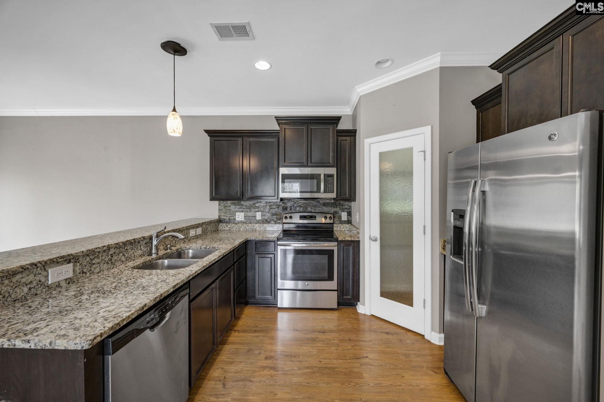 857 Parnell Court Photo 6
