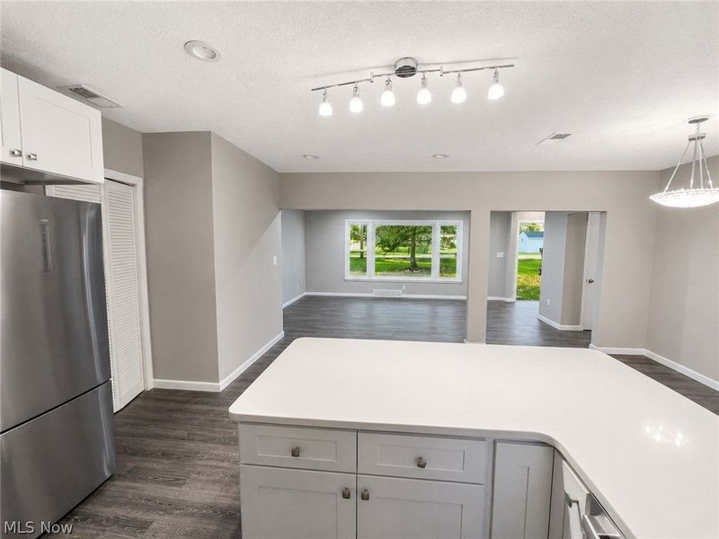 1275 Hillside Road, Seven Hills, OH 44131 Photo 5