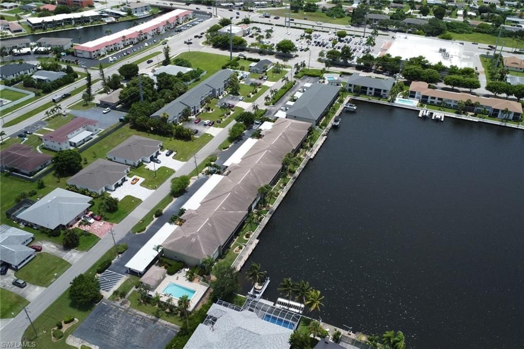 4634 SW Santa Barbara Pl, Unit 101, Cape Coral, FL 33914 Photo
