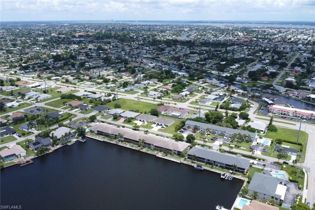 4634 SW Santa Barbara Pl, Unit 101, Cape Coral, FL 33914 Photo
