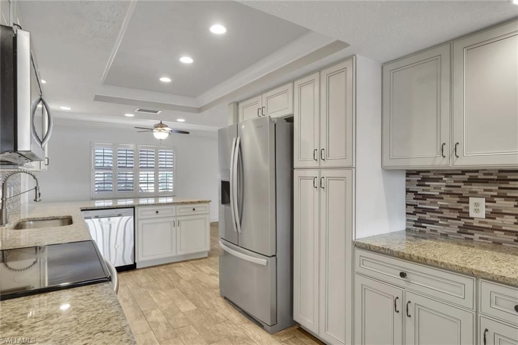 4634 SW Santa Barbara Pl, Unit 101, Cape Coral, FL 33914 Photo