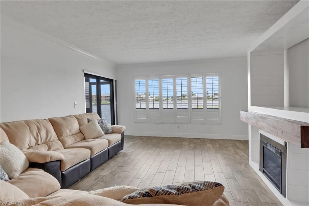 4634 SW Santa Barbara Pl, Unit 101, Cape Coral, FL 33914 Photo