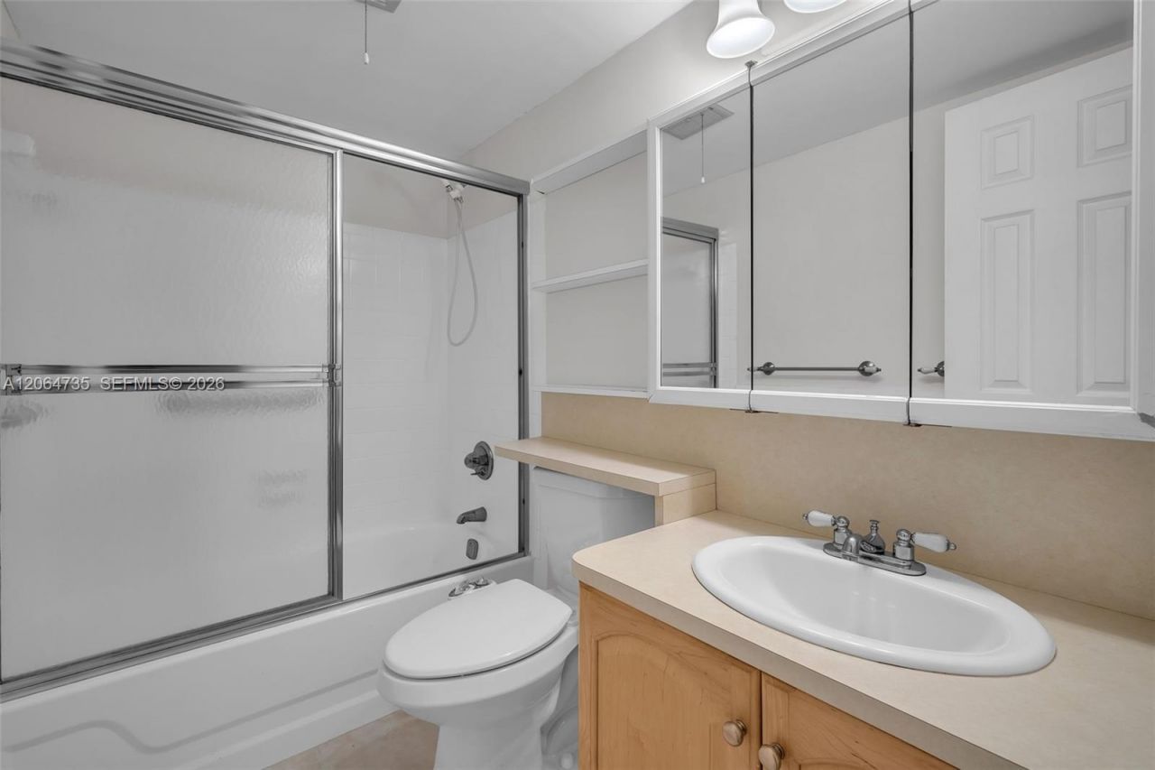 301 NW 76th Ave , Unit 102, Margate, FL 33063 Photo