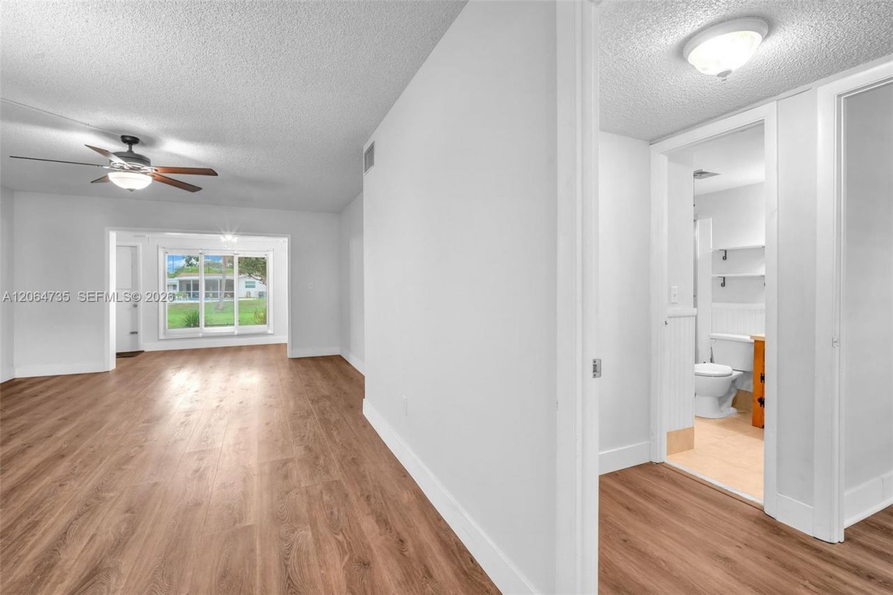 301 NW 76th Ave , Unit 102, Margate, FL 33063 Photo