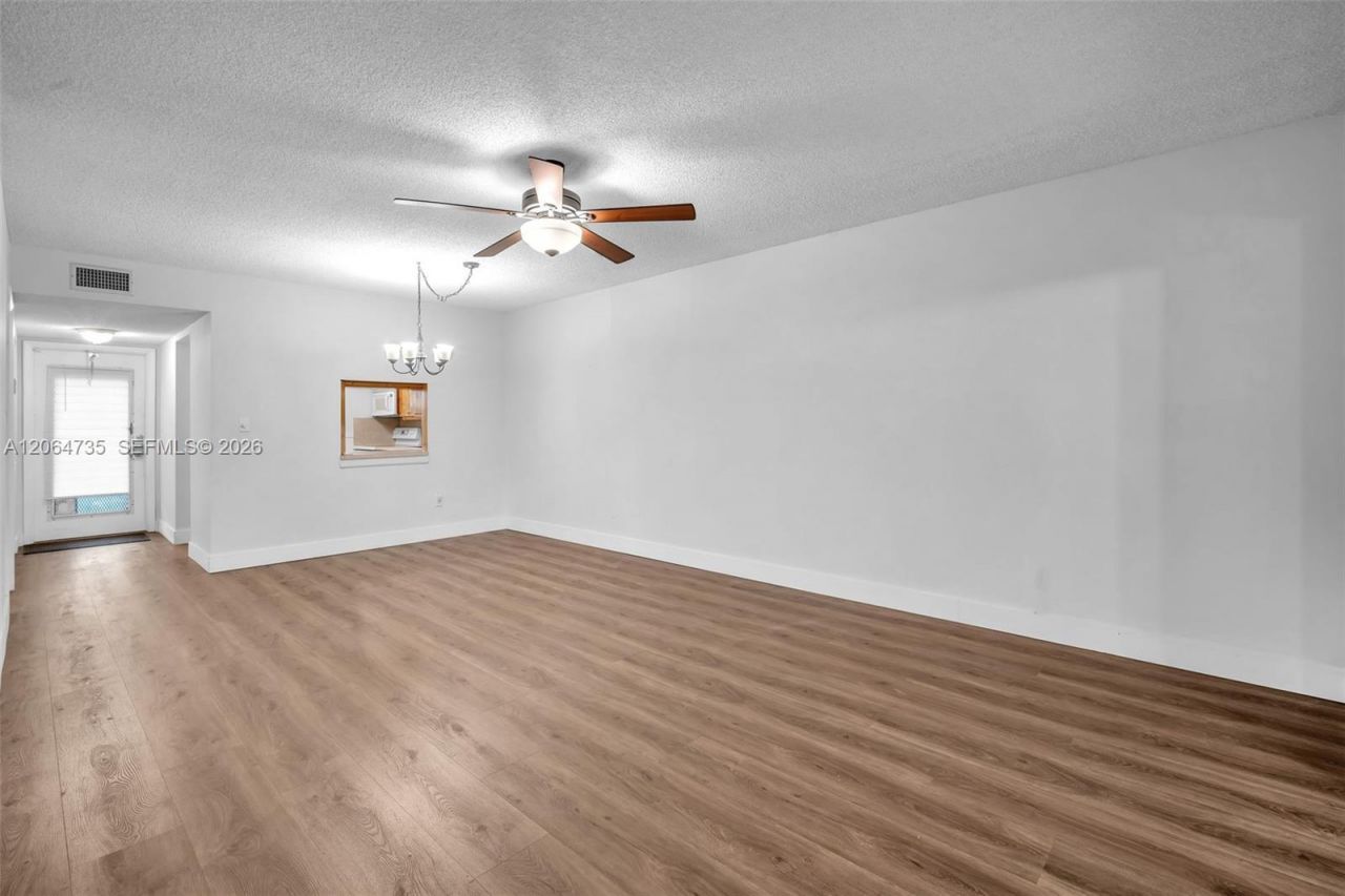 301 NW 76th Ave , Unit 102, Margate, FL 33063 Photo