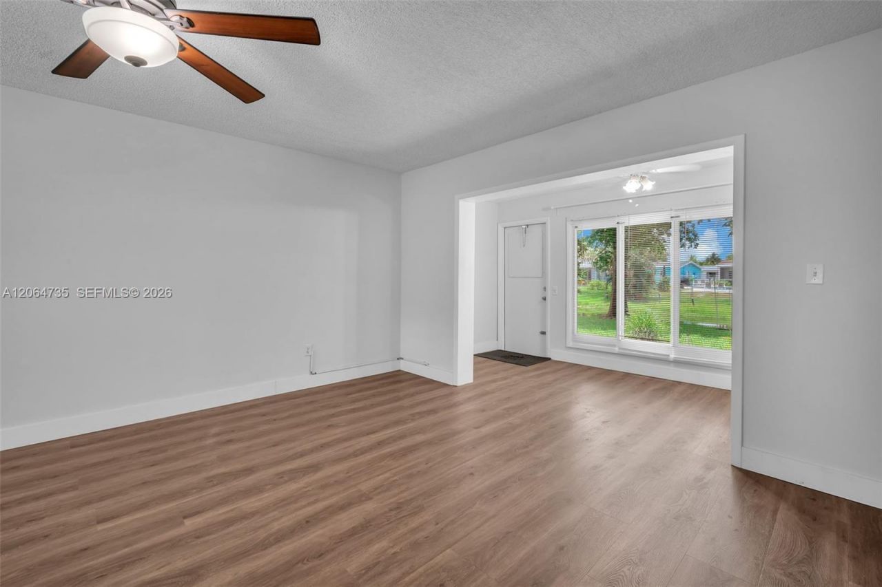 301 NW 76th Ave , Unit 102, Margate, FL 33063 Photo