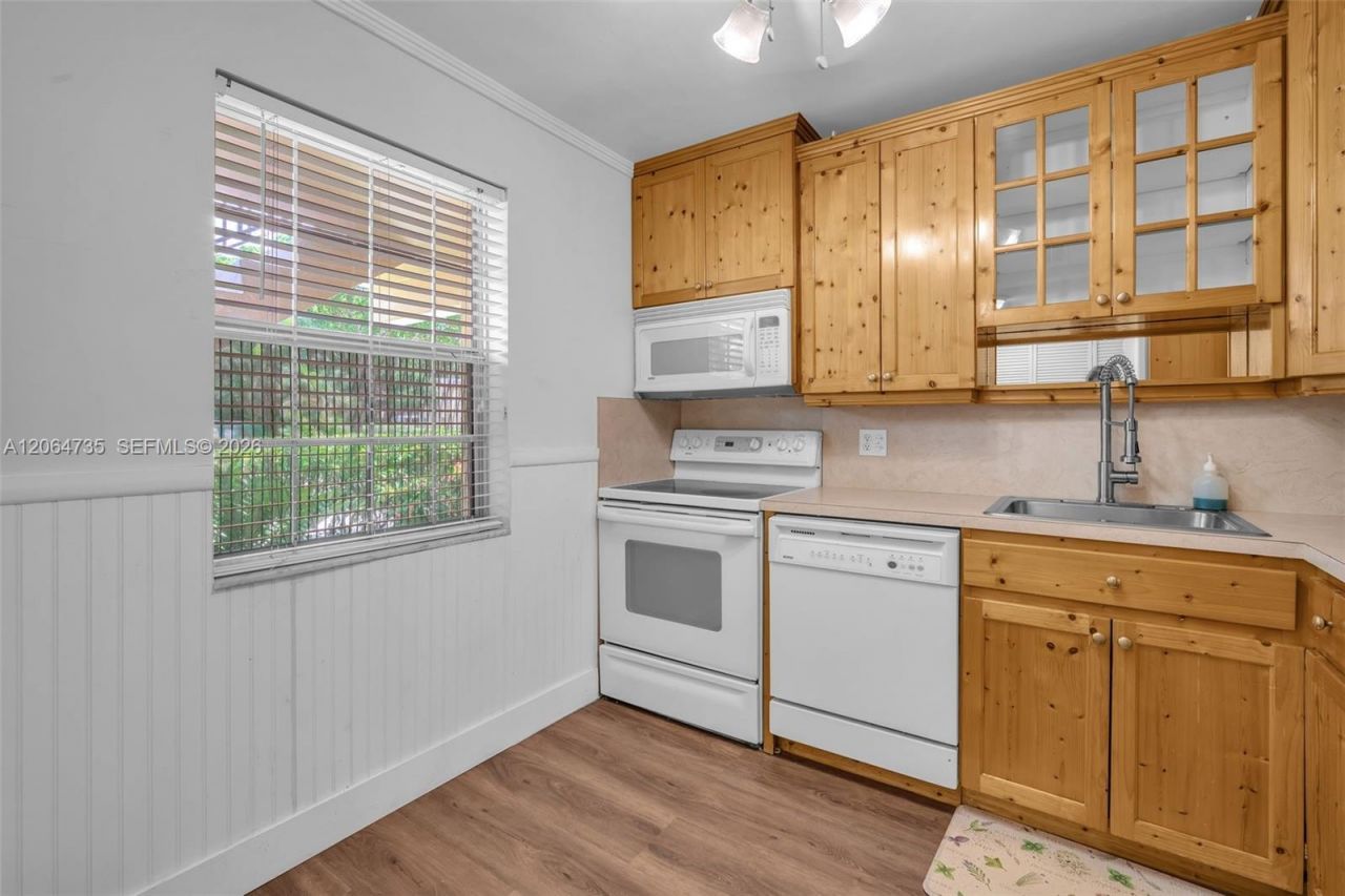 301 NW 76th Ave , Unit 102, Margate, FL 33063 Photo