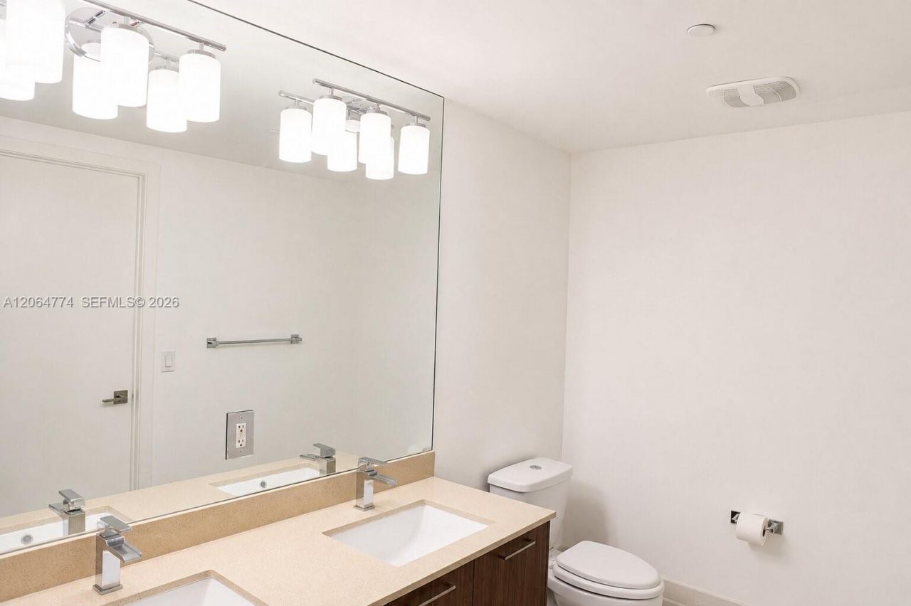 5300 E Paseo Blvd, Unit 1409, Doral, FL 33166 Photo