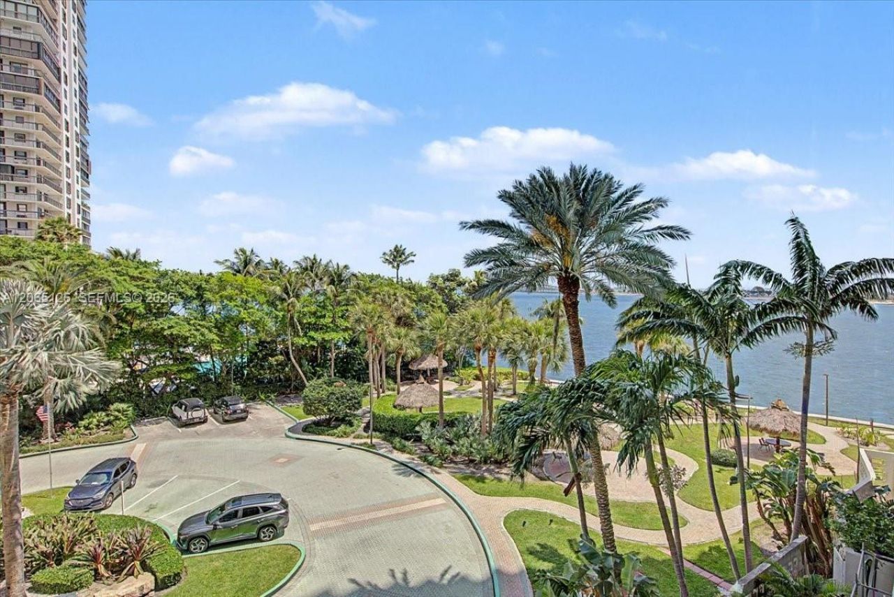 2451 Brickell Ave , Unit 4F, Miami, FL 33129 Photo