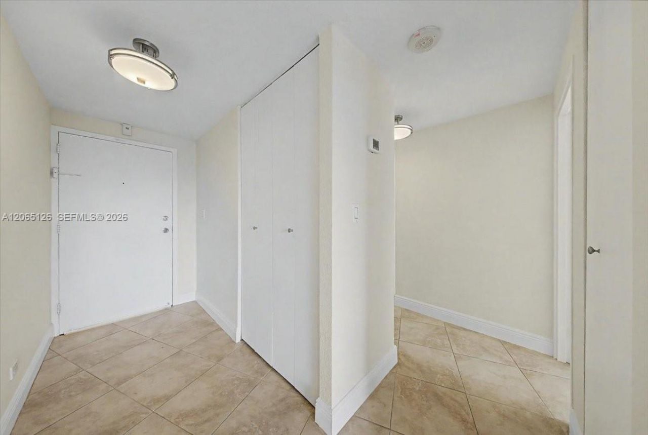 2451 Brickell Ave , Unit 4F, Miami, FL 33129 Photo