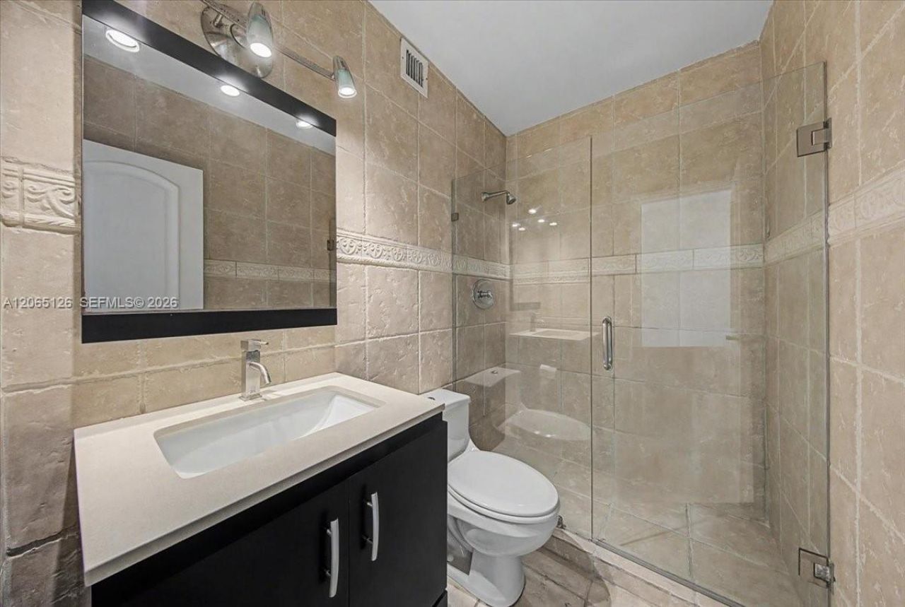 2451 Brickell Ave , Unit 4F, Miami, FL 33129 Photo