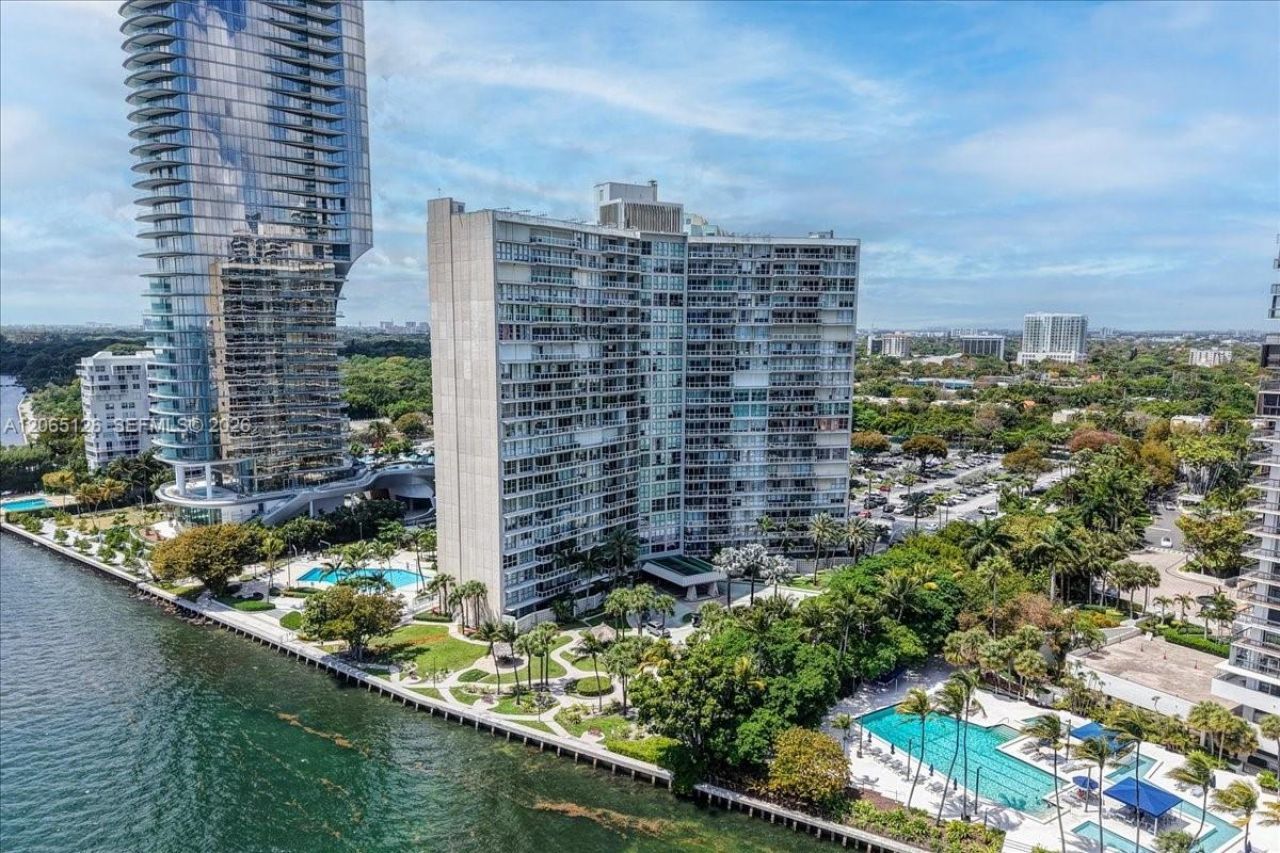 2451 Brickell Ave , Unit 4F, Miami, FL 33129 Photo