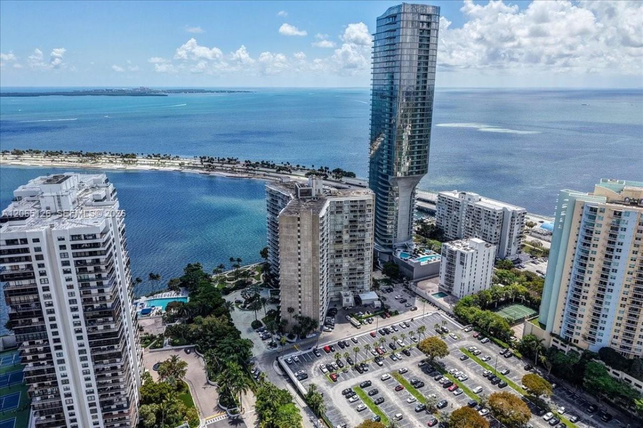 2451 Brickell Ave , Unit 4F, Miami, FL 33129 Photo