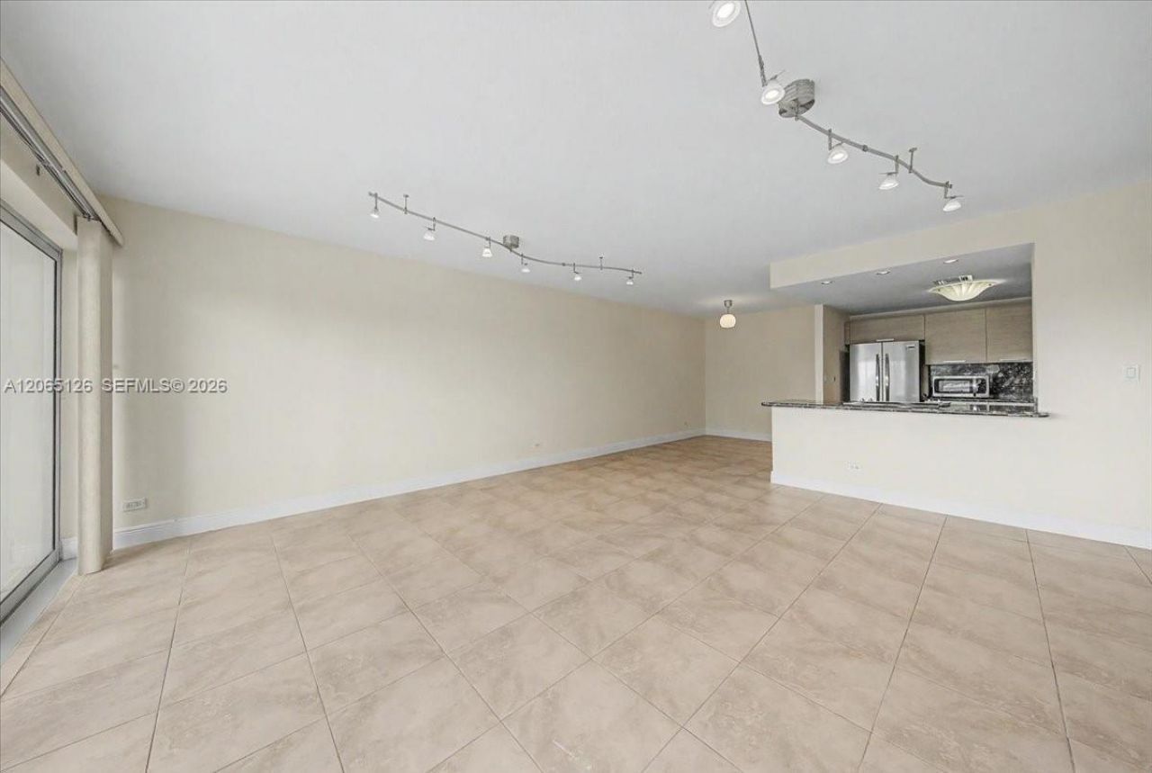 2451 Brickell Ave , Unit 4F, Miami, FL 33129 Photo