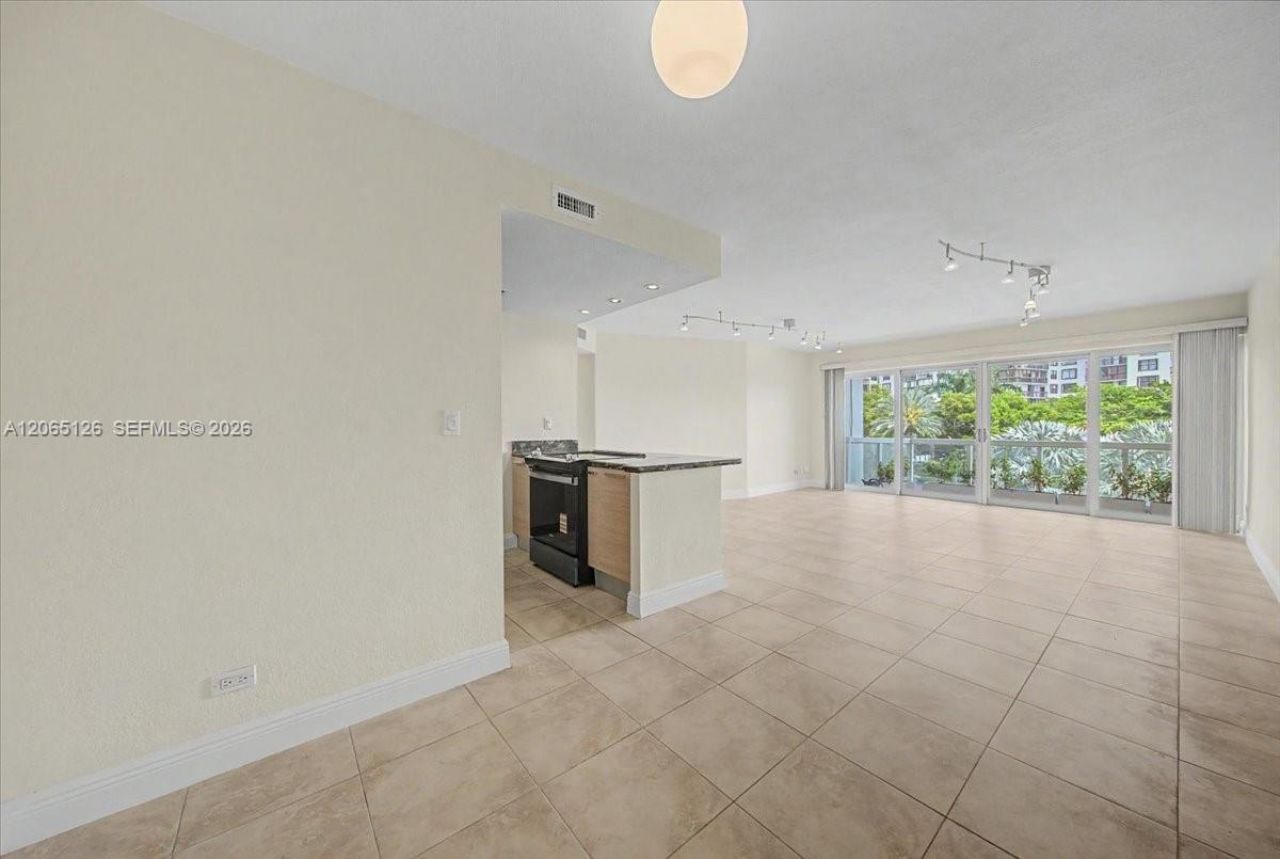 2451 Brickell Ave , Unit 4F, Miami, FL 33129 Photo