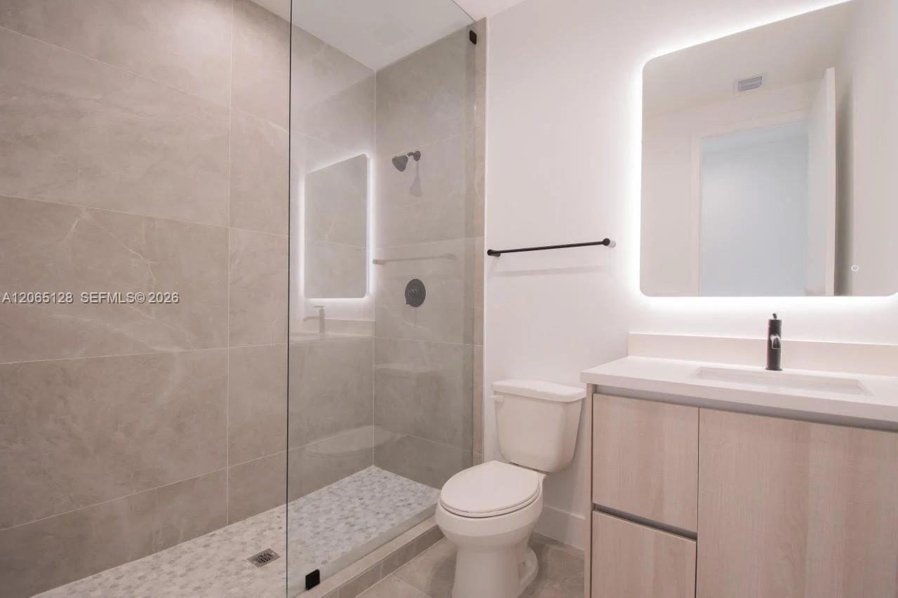 6860 SW 80th St , Unit 6860, Miami, FL 33143 Photo