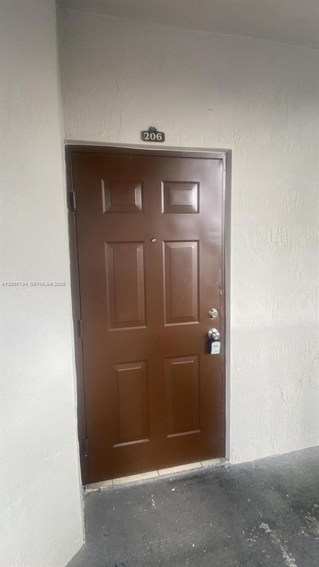 2903 SE 17th Ave , Unit 206, Homestead, FL 33035 Photo