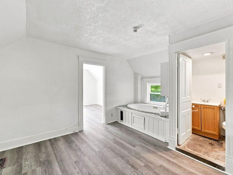 2025 Baltimore Avenue, Cincinnati, OH 45225 Photo 15