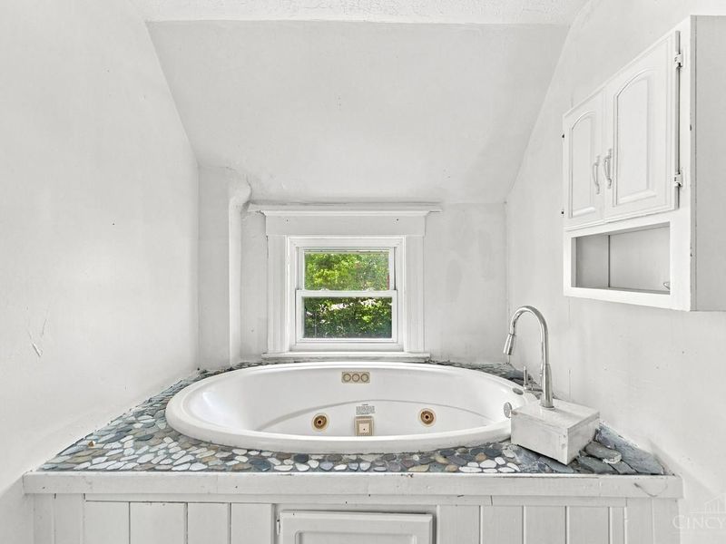 2025 Baltimore Avenue, Cincinnati, OH 45225 Photo 17