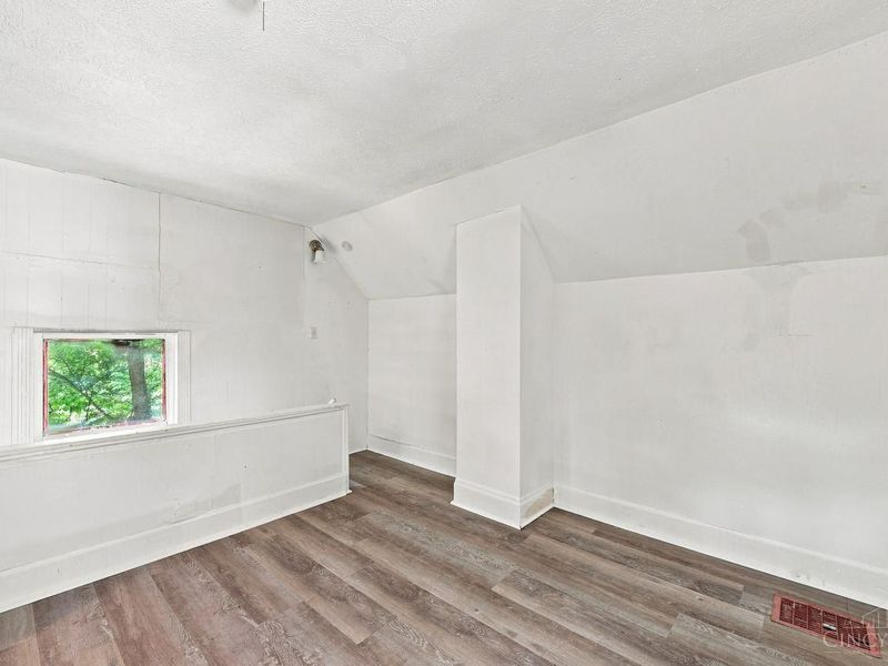 2025 Baltimore Avenue, Cincinnati, OH 45225 Photo 18