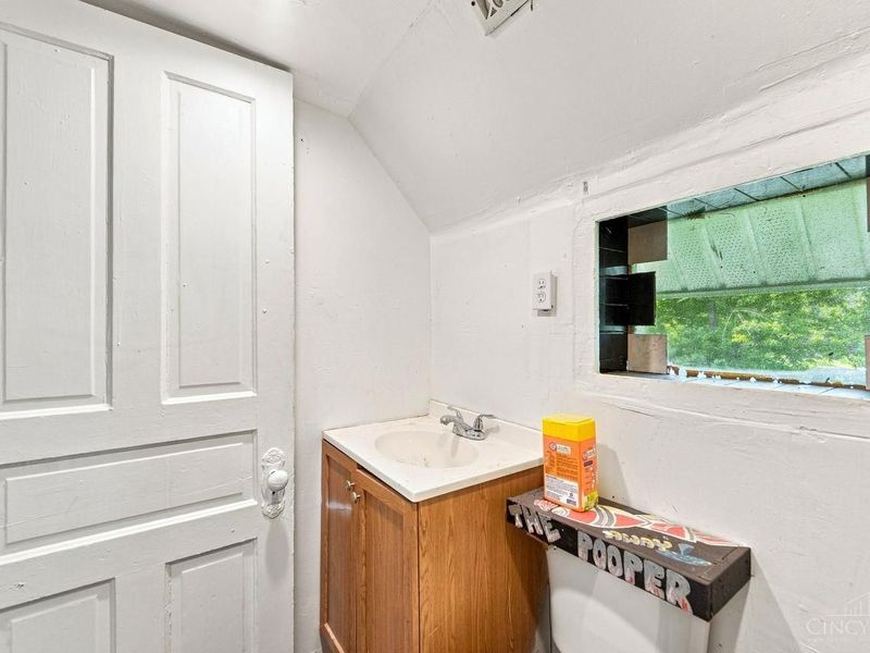 2025 Baltimore Avenue, Cincinnati, OH 45225 Photo 22