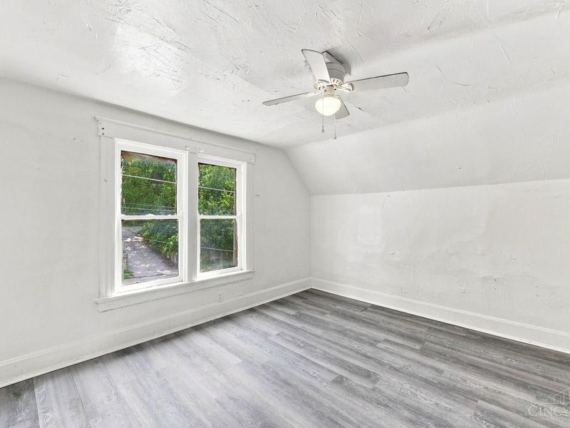 2025 Baltimore Avenue, Cincinnati, OH 45225 Photo 25