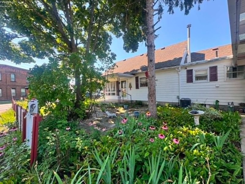 1027 Tiffin Avenue, Sandusky, OH 44870 Photo 31