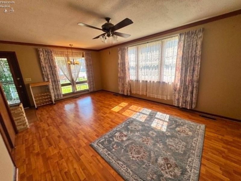 1027 Tiffin Avenue, Sandusky, OH 44870 Photo 6