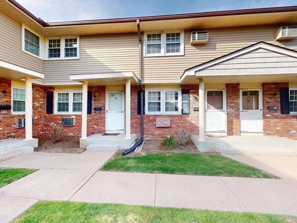 420 Main Street, Unit 71, Agawam, MA 01001
