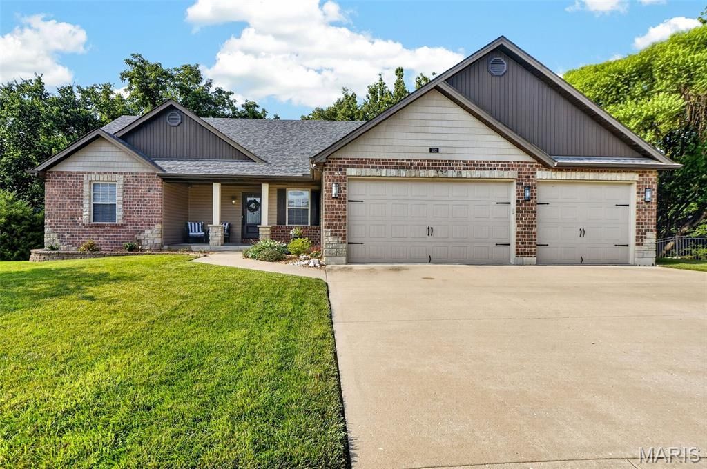 132 Miranda Court, Wentzville, MO 63385 Main Photo