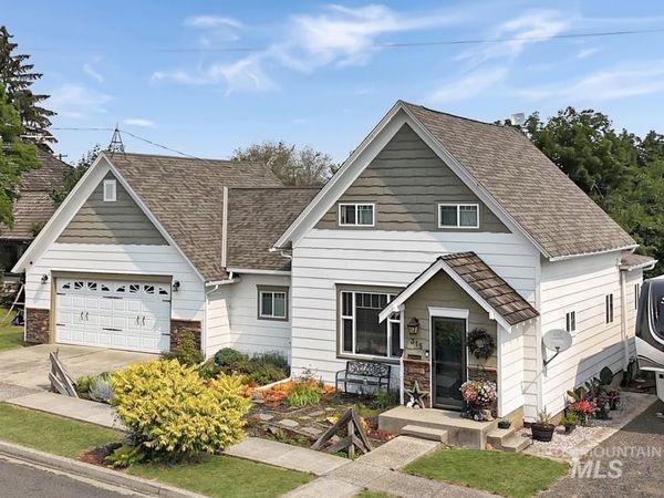 315 W N 3rd, Grangeville, ID 83530