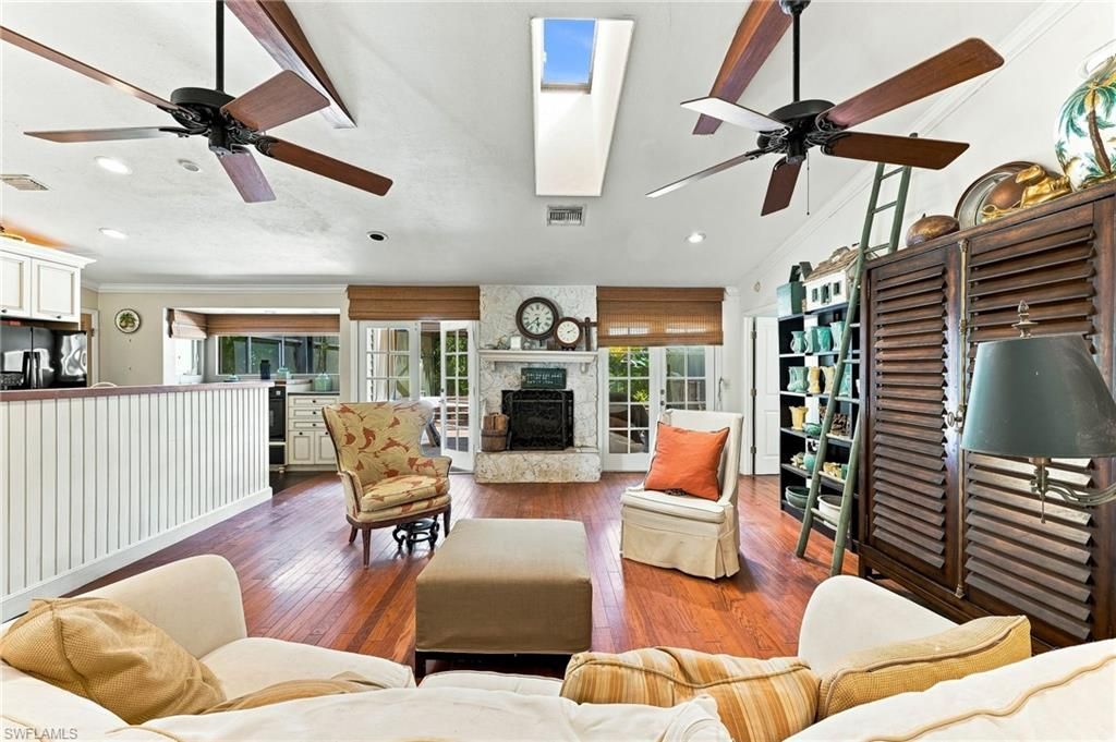 5247 Cherry Wood Dr , Naples, FL 34119 Photo
