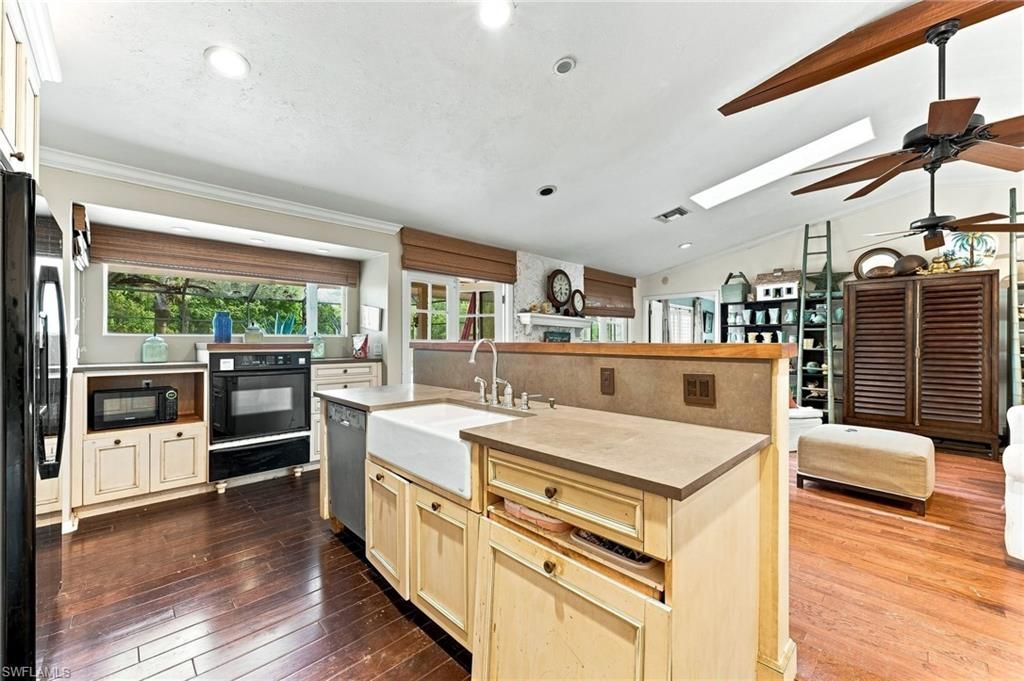 5247 Cherry Wood Dr , Naples, FL 34119 Photo