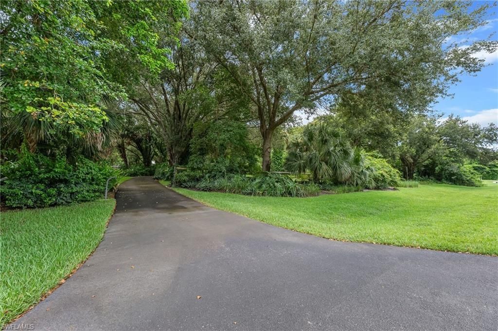 5247 Cherry Wood Dr , Naples, FL 34119 Photo